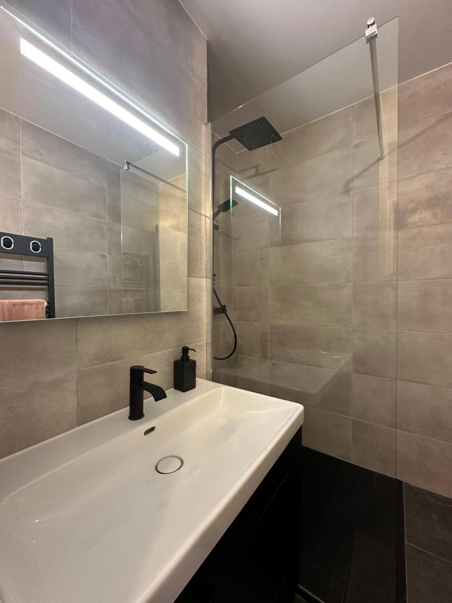 Appartement Proche Paris-Aeroport Cdg-Gare-Disney Вільє-ле-Бель Екстер'єр фото